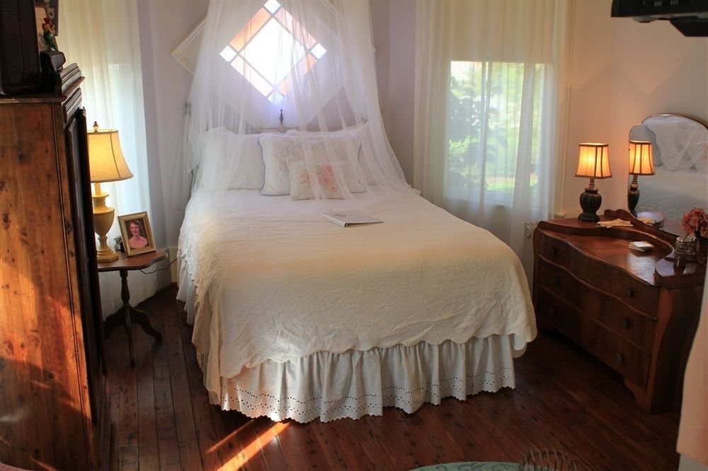 Carroll House Bed & Breakfast Bay St. Louis Eksteriør billede