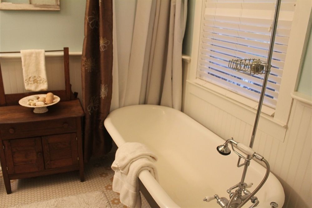 Carroll House Bed & Breakfast Bay St. Louis Eksteriør billede