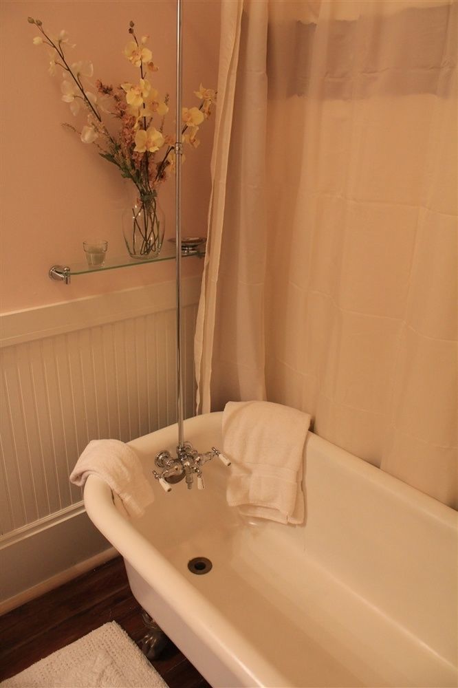 Carroll House Bed & Breakfast Bay St. Louis Eksteriør billede